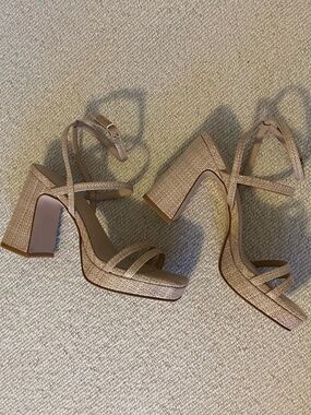 Limelight Women's Gio Platform Sandals Size 8.5 Chunky Heel Dress Shoes 🧸